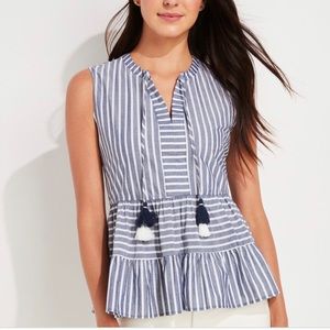 Women’s Vineyard Vines Top Size S.